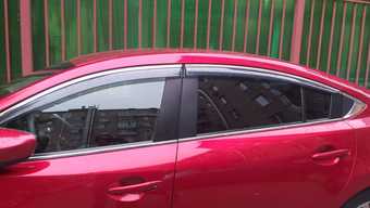 Ветровики Mazda 6 2012+ на окна дефлекторы с хром молдингом из нерж.